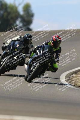 media/Sep-21-2025-TrackDaz (Sun) [[277c75b276]]/C Group/1240pm (Turn 2)/